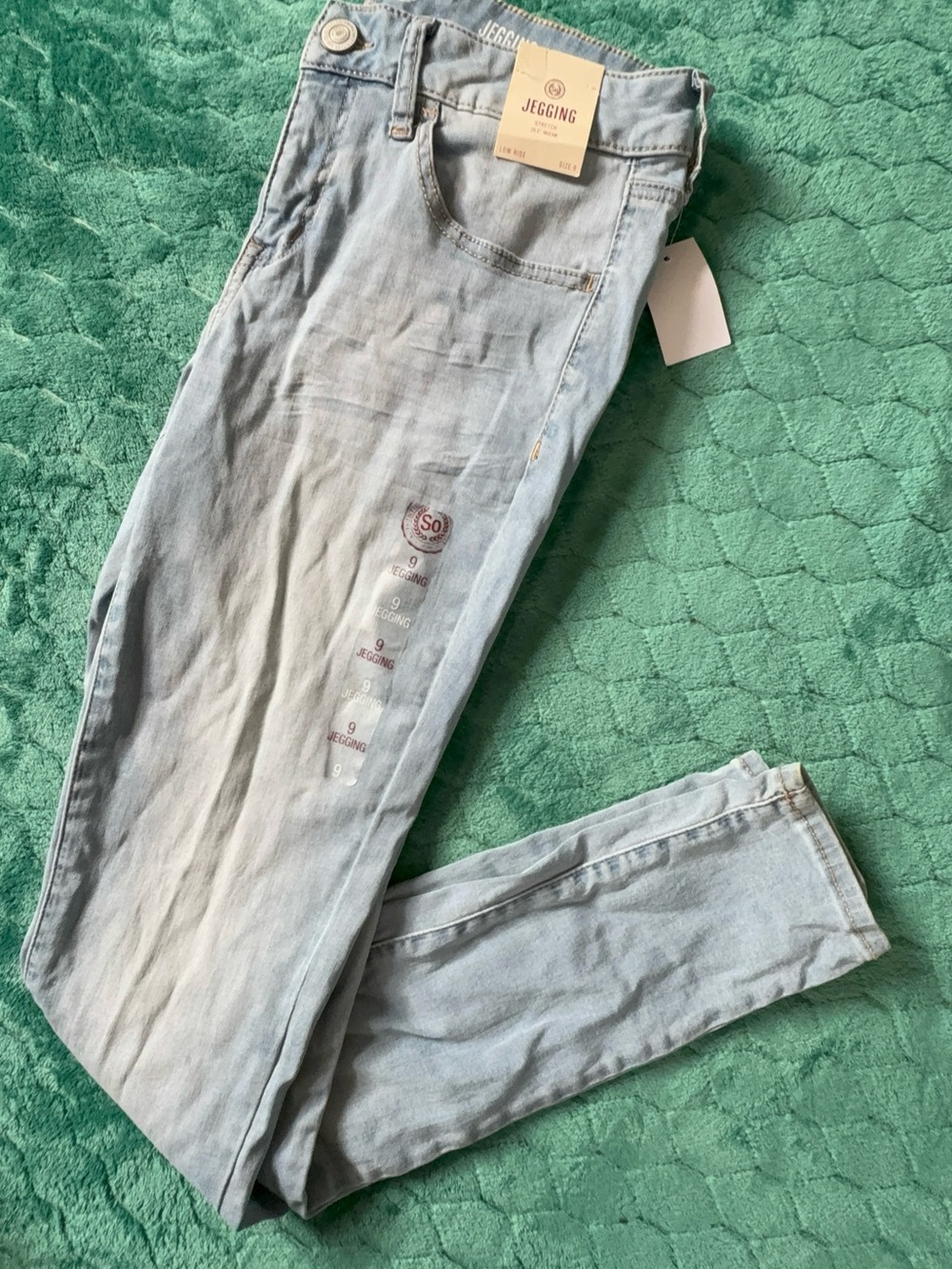Women’s Light Blue Stretch Jegging Low Rise.